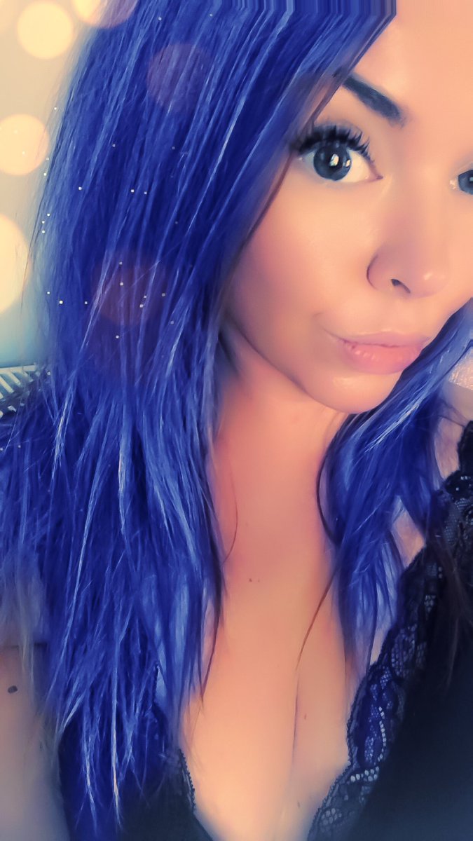 Smurfette Hashtag On Twitter