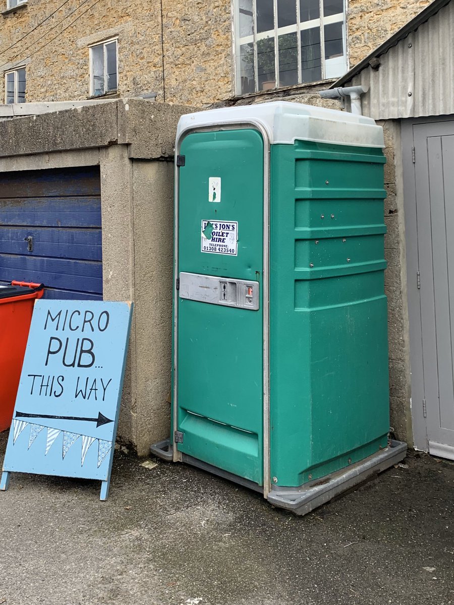 JohnBishop100's tweet photo. Not very inviting ...! https://t.co/Kz2YzliDGB
