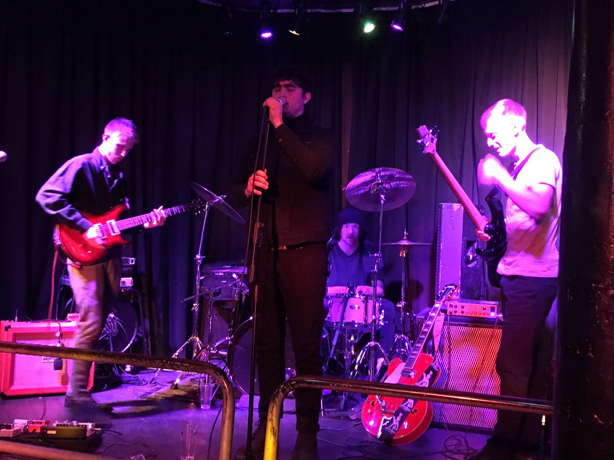weekdazeband's tweet photo. First headline gig booked...Washington in sheff, 12th November, be there, have a bev, have a dance, rehearsals soon 🍻 #sheffieldissuper #sheffieldband #music #washington #weekdaze #headline https://t.co/r3bIm7GoHi
