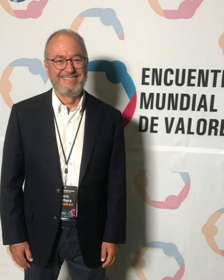 EMValores's tweet photo. #EnricCorbera estará hoy en la #FeriaInternacionaldelLibroMonterrey, grabando y promocionando nuestro libro "Una Era para la Consciencia" a las 2pm. Y tú ya tienes tu ejemplar?? Visítanos en el stand 509.
#EMV2019 #XIEMV #Valores #Compasión #UnaEraparalaConsciencia https://t.co/Lb466Nw5lG