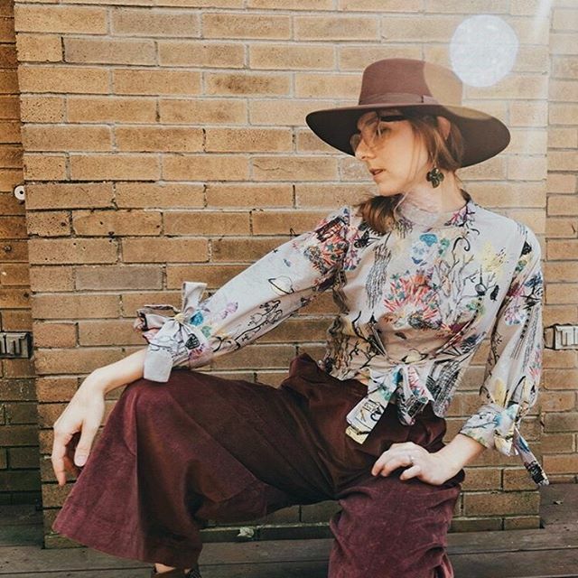afternoonZA's tweet photo. The fabulous @victorialucilleanne rocking her corduroy Heron culottes! Some more major inspo for my corduroy pair in the pipeline 🧐 Paired with a @namedclothing #solinatop in embroidered poplin by #lamazifabrics, and a great hat, I think she looks ju… https://t.co/oUgvzMKSvH https://t.co/o4dfTxL5tM