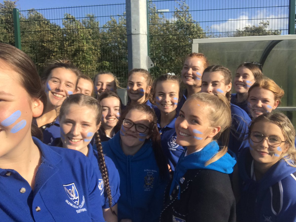 GCS_Dufferin's tweet photo. WINNERS!! Our girls smashed house hockey today 💙💙 well done girls thanks for taking part #DUFFERWIN ✨✨ https://t.co/cJrUdN8uuI
