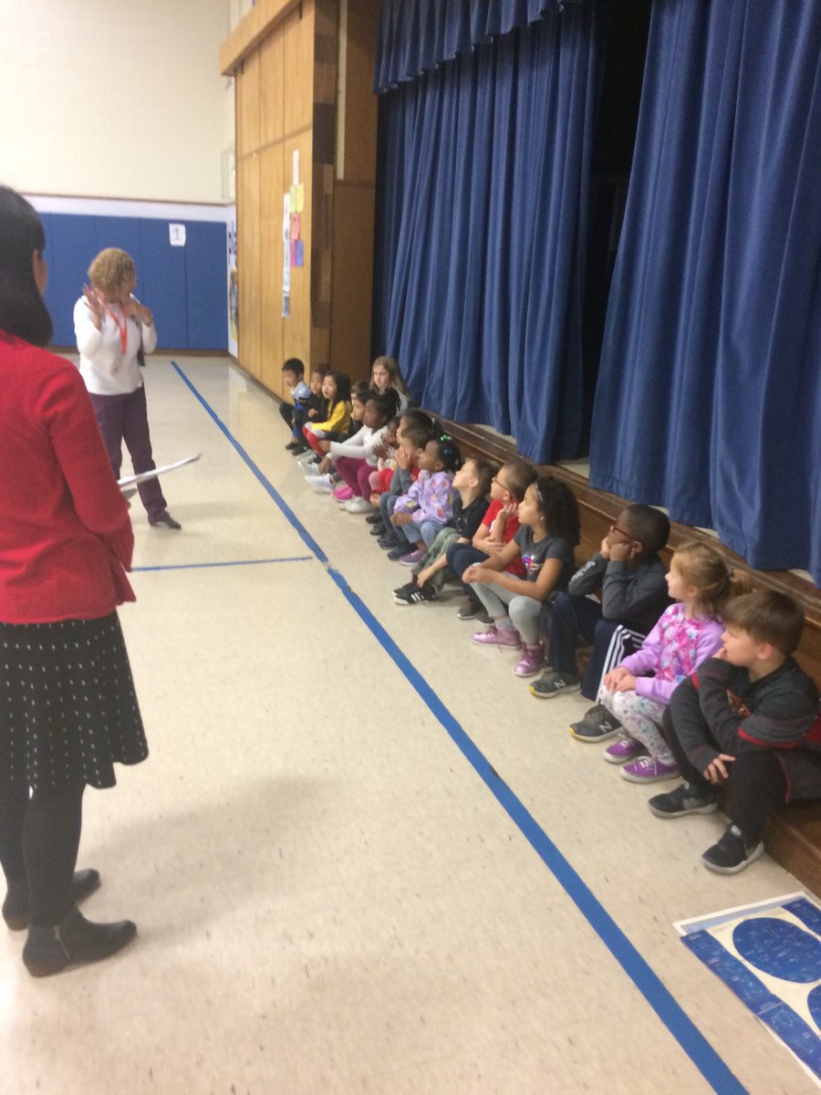 Digital Starlab visiting 1st grade here at #TheHill!