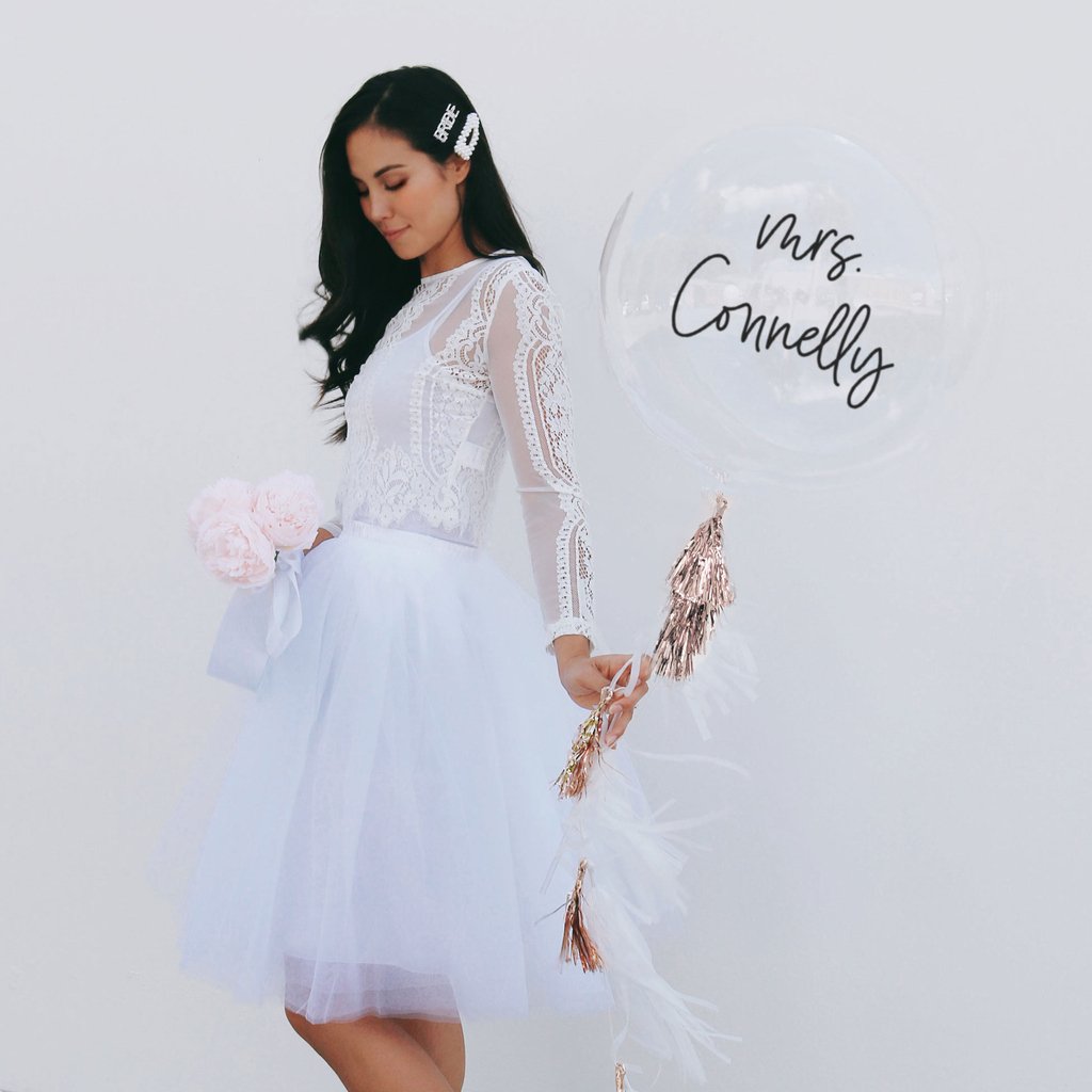 WedFavStore's tweet photo. Clear #balloons with your new last name are great for #bridalshower photos. 🎈💍 I mean, look at how much cuter this outfit is with the balloon! 

Check it out here: https://t.co/D8gvoIx79v https://t.co/MjAvvNkdjK