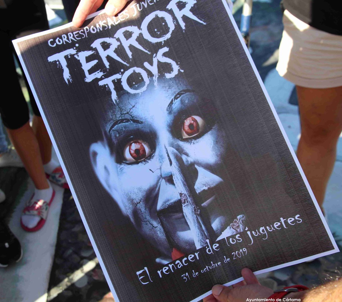 Ayto_Cartama's tweet photo. El área de Juventud del Ayuntamiento de #Cártama, a través del colectivo de Corresponsales Juveniles, ha organizado una nueva edición de la casa del terror para la noche de Halloween #TerrorToys #Halloween2019 #CorresponsalesJuveniles @cijcartama @JorgeGG007 @RadioCartama https://t.co/A97NlAx8PP