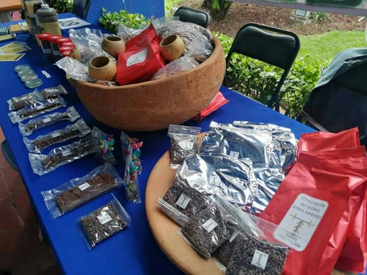 MIPyME_UNACH's tweet photo. La Universidad Autónoma de Chiapas #UNACH fue invitada para realizar la ExpoCiencias Chiapas 2019, donde el Centro Universidad Empresa #CEUNE formó parte de los 57 proyectos congregados con la participación de la Agencia Universitaria para el Desarrollo #AUDES Cacao - Chocolate. https://t.co/UBesamrqJ3