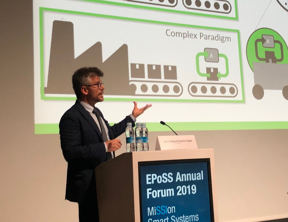 IKERLANofficial's tweet photo. Nuestro investigador Jesús Ruano también ha participado en el Foro #EPoSS con la conferencia "From Smart to Cognitive, a Strategy to Create an Edge that Prevents Smart Systems and CPS Commoditization" #SmartSystemsIntegration https://t.co/Imt9bDNAAg