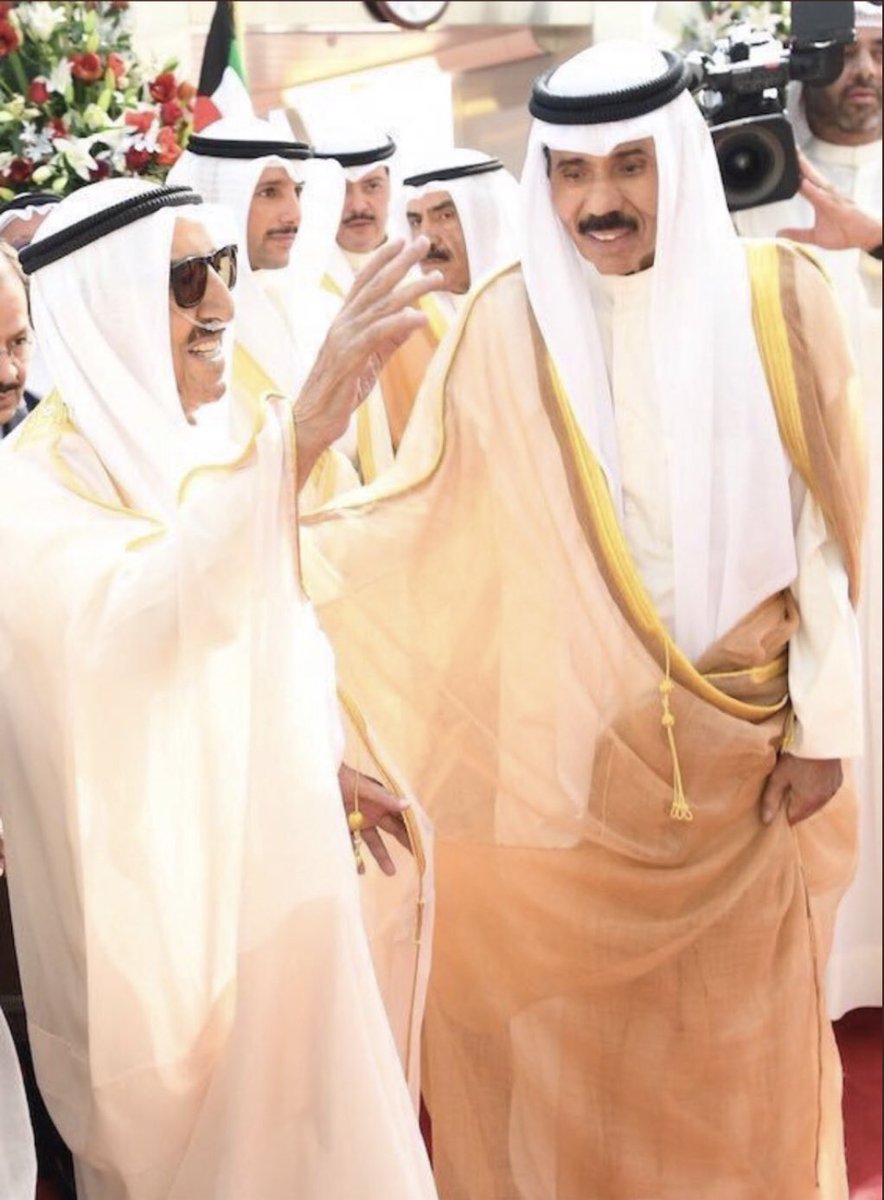 نحمدالله على سلامة صاحب السمو 
ونسأل الله ان يجعلها سلامة تامة وان يمد بعمره بالصحة والعافية

#صباح_الاحمد_الصباح