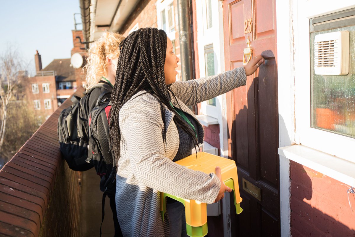 DoorstepLib's tweet photo. The cost of childcare in London for children under 3 is higher than anywhere else in the UK, we can do better for Londoners gripped by poverty. Become a #volunteer and help us become one step closer to ending poverty. https://t.co/UA8BImK84P #LDNChallengePoverty #Sortitout https://t.co/djWyG2j7Y8
