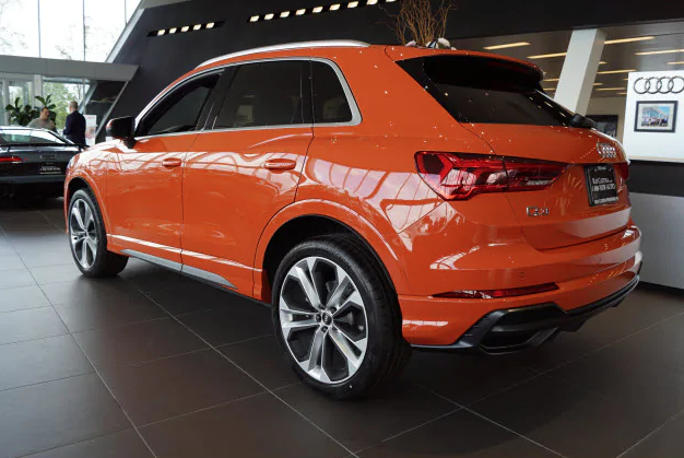 AudiFreehold's tweet photo. Explore in style this October with this 2020 Pulse Orange Audi Q3. 
https://t.co/M8fbxwv6O5

#Audi #2020Audi #AudiQ3 https://t.co/DBiuISshFi