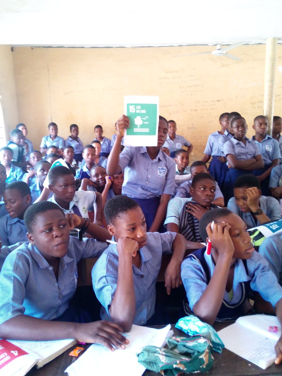floxyiyk's tweet photo. #SDGACTIVATION @OSAYIAO @WorldsLessonNG @DEANinitiative @teenscancode @ossap_sdgs @UN_Women @DOsemhenjie @ACTFoundation_ @antonioguterres @SDGaction @SDG2030 @GlobalGoalsUN
SDGs sensitization to Girls Secondary School Imo Nigeria.
#LeaveNoOneBehind https://t.co/Oqkii9fZsg