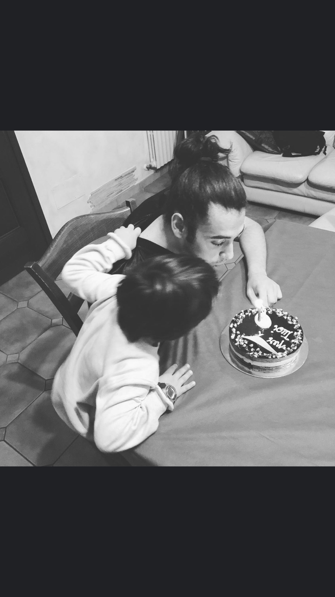 Max Ansaloni La Vita E Breve Perdona In Fretta Bacia Lentamente Ama Davvero Ridi Sempre Di Gusto E Non Pentirti Mai Di Qualsiasi Cosa Ti Abbia Fatto Sorridere Oppure Piangere