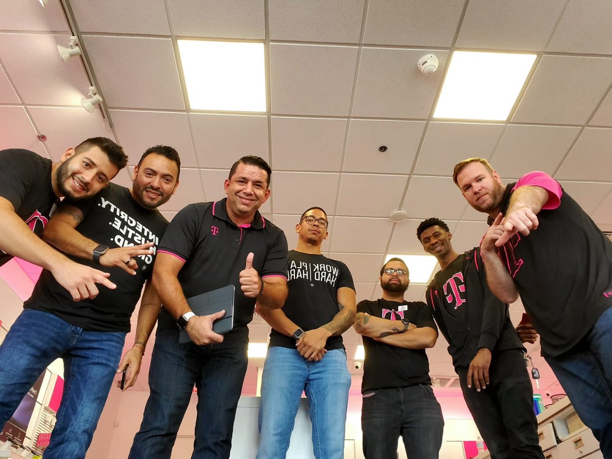 Always a pleasure planning and aligning with T-Mobile, Great visits in South Florida #passionforourpeople #skylake