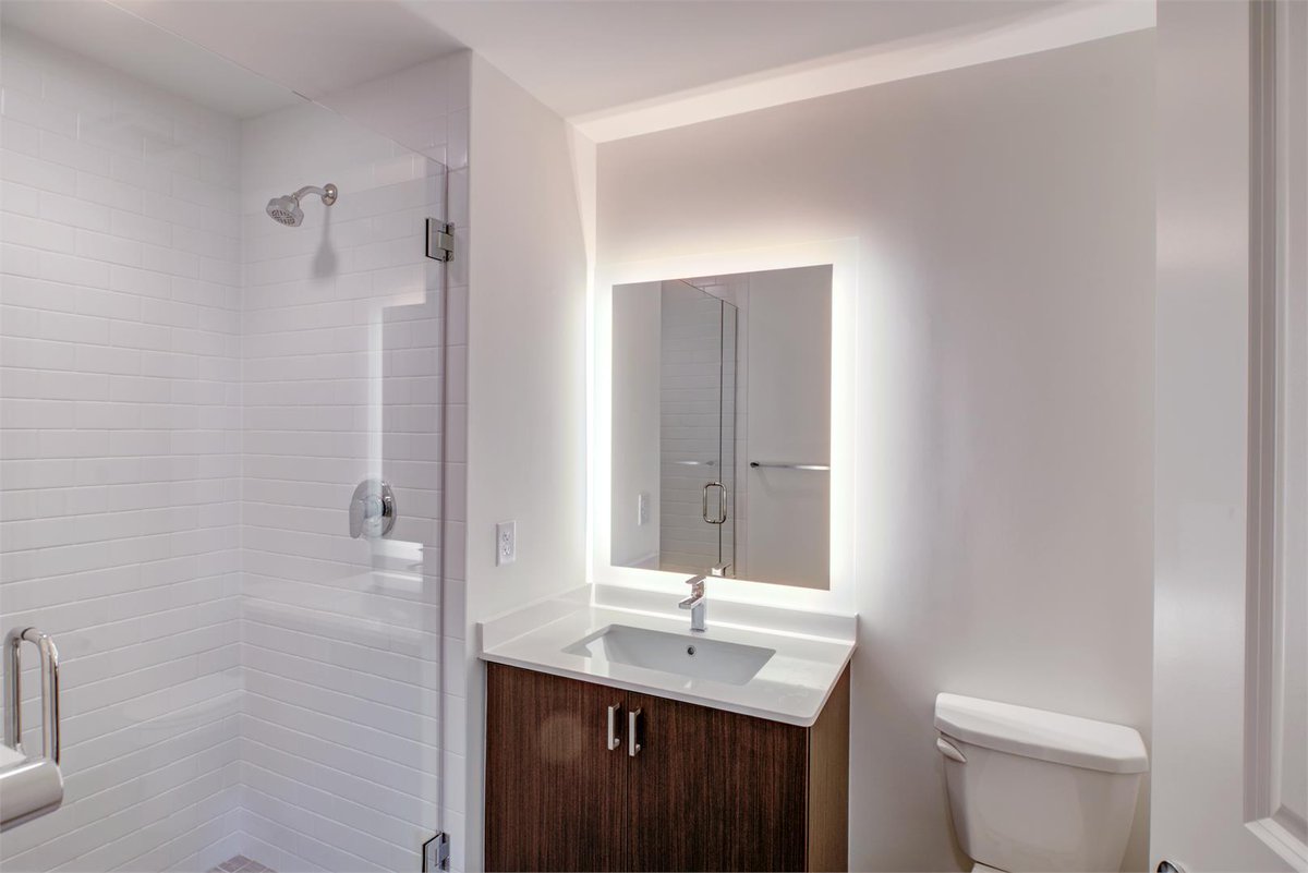 bbhDC's tweet photo. Have you heard? @HarlowAptsDc  offers up to 2 months free rent! Rentals come with Chef-inspired kitchens with movable islands, quartz countertops, tile backsplashes, under-cabinet and track lighting. Availability limited . More here : https://t.co/9Po4gXeNLK #dcrealestate https://t.co/K7fOTb3O3j