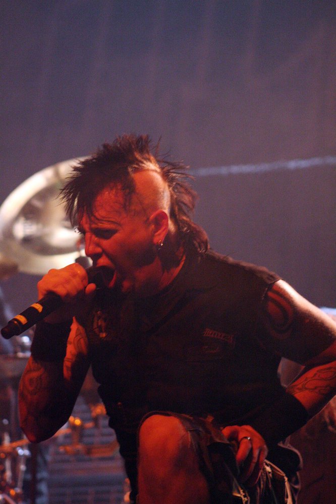 Happy Birthday to frontman Chad Gray!    Photo Credit: PR Photos 