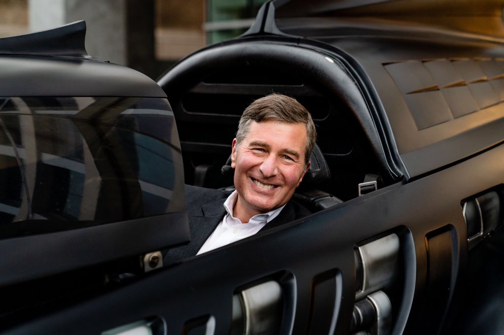 CharlieRivkin's tweet image. Guy in a black cape pulls up in this fab car. Says he’s here for our opening night party @motionpictures tonight. (Keep the motor running, he tells me.) Thrilled to have original Batmobile from #Batman Forever outside our new building for next 2 days. Come visit. Take pictures!