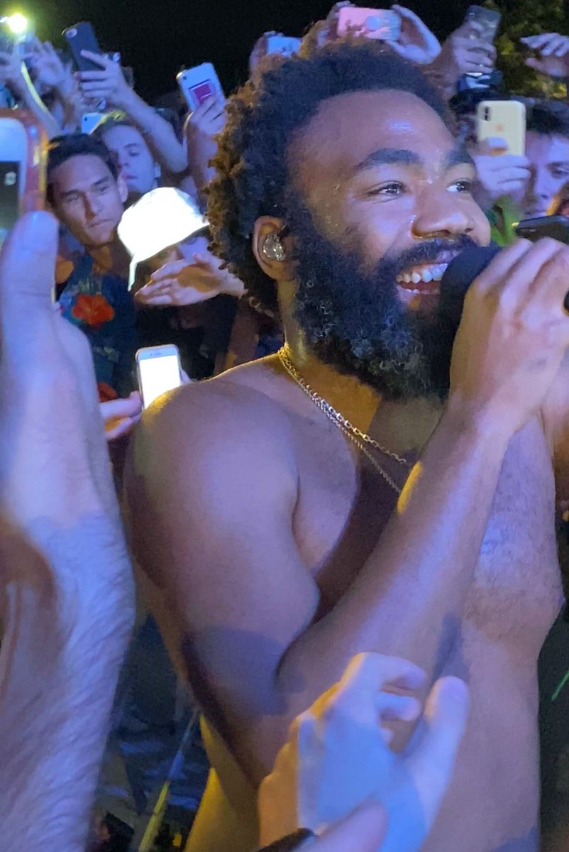 Psychomanderrr's tweet photo. He’s gorgeous and you’re welcome for this tweet. https://t.co/jiydbi3lqO