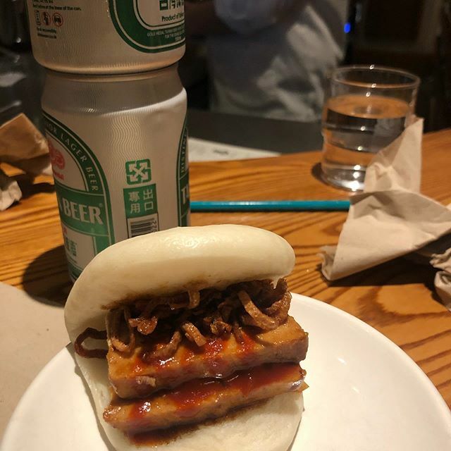 johnjmagee's tweet photo. @bao_london one of my all time favourites but the Fitzrovia location had a lot to answer for. I remember trading next to them. I attended with a couple of over excited friends and the food hit the bill, however the service left a lot to be desired. https://t.co/5Gmwh6dRRV https://t.co/4RYJ1qM4fW