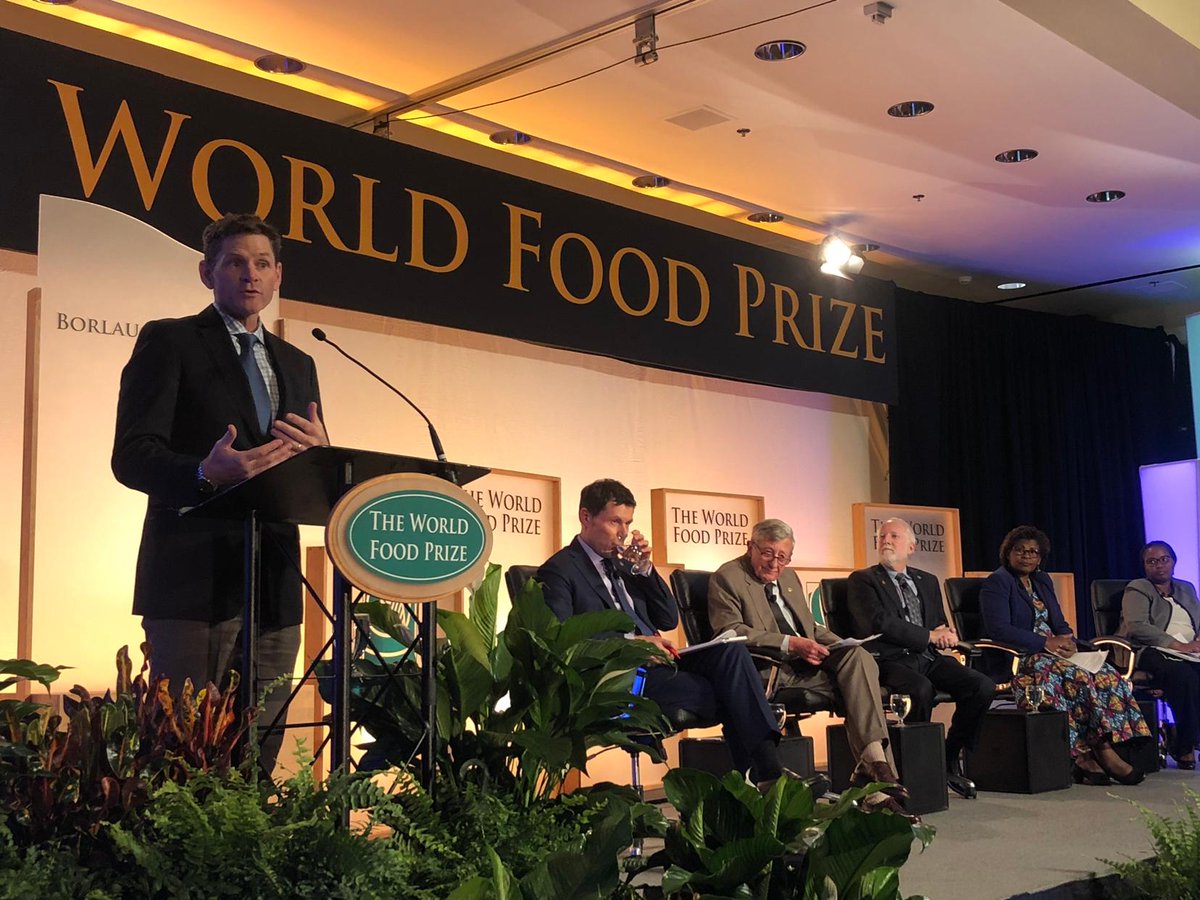 Happy to be at the @worldfoodprize this week talking about the need for more diverse and resilient crops and the need to increase funding for Ag R&D (particularly the @cgiar system) to help millions of farming families survive the worst effects of climate change #FoodPrize19