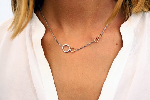 Ecommmaxcom's tweet image. Diamond necklace two color gold 0.22 carat diamond #jewelry #necklace @EtsyMktgTool etsy.me/2Kkvmgs #interlockingrings