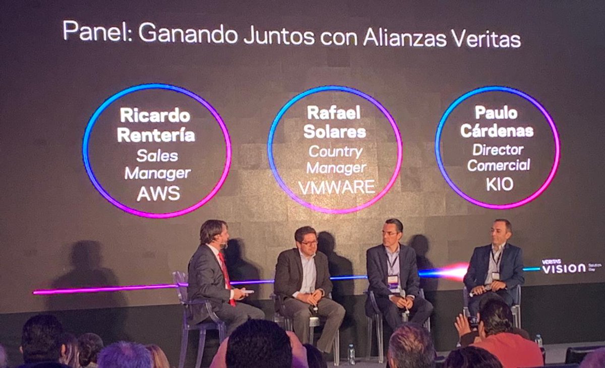 Estamos desde el Veritas Solution Day para hablar acerca de las ventajas de usar la Nube y de los aspectos fundamentales para que los negocios maximicen su operación de servicios. #VtasVision