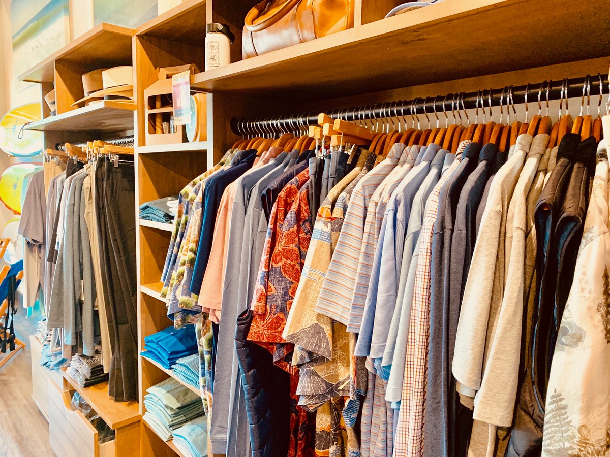 TDubs_ab's tweet photo. T-Dub’s: part effortlessly cool retail space, part speakeasy dive bar, the store is where you can shop for a shirt and mingle with local legends over a drink, all at the same time.

#tdubsmercantile #tdubs #tdubsab #tdubsatlanticbeach #beachestowncenter #guygear #atlanticbeachfl https://t.co/0mfFizhxMD