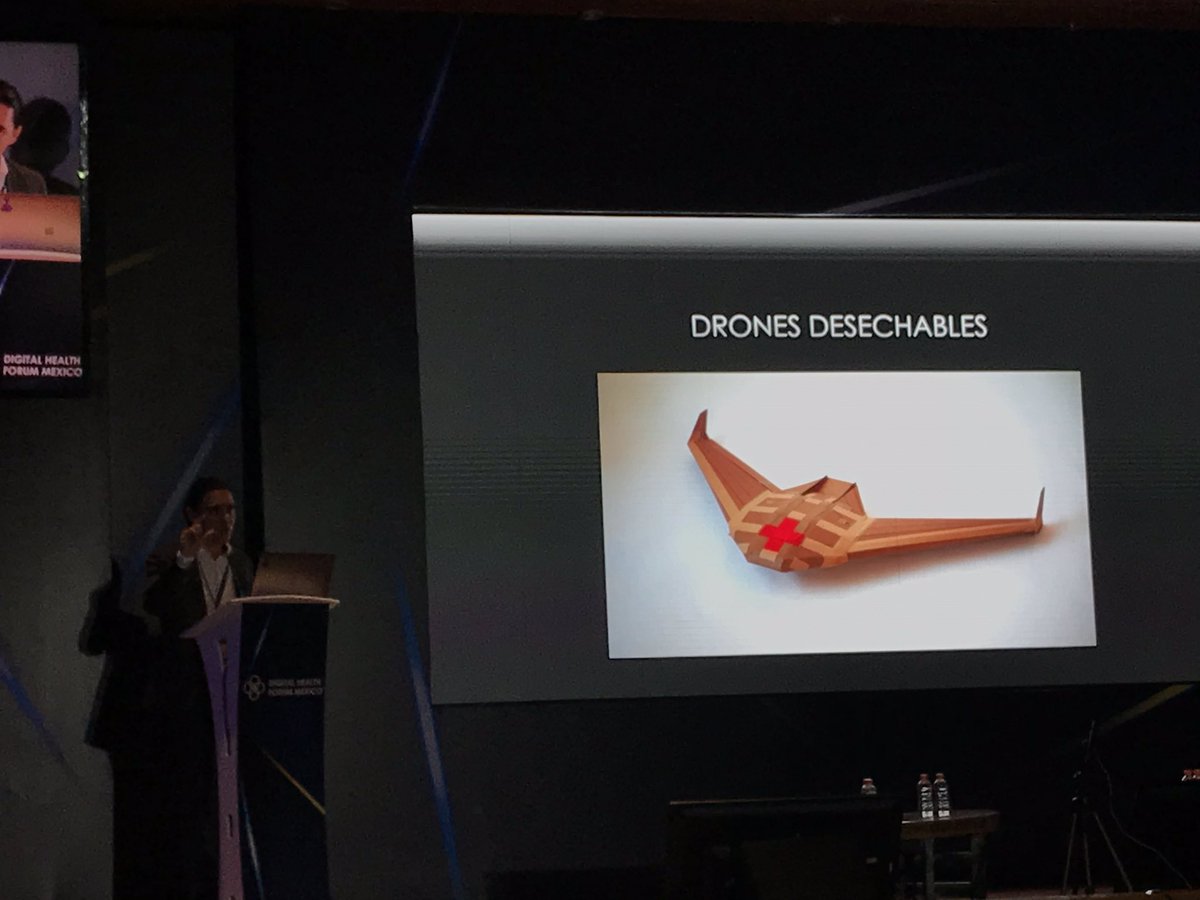 MaribelRCoronel's tweet photo. Dr Jordi Muñoz d @MayanRobotics expone en #DHFM sobre iniciativas para traslado con #drones de dispositivos médicos ligeros para urgencias en zonas alejadas, e incluso para traslado de órganos / https://t.co/WYaMELwwH0