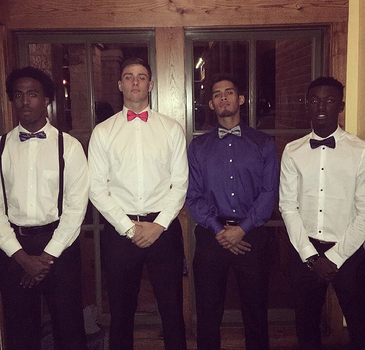 mgqt_'s tweet image. My bestfriend. my brother. I am so hurt today, we have lost an angel today, you had so many dreams you wanted to achieve and you didn’t get a chance to achieve them.. I hope you are happy now, because I’m gonna miss you so much. I love you Brandon.#RIPBB❤️