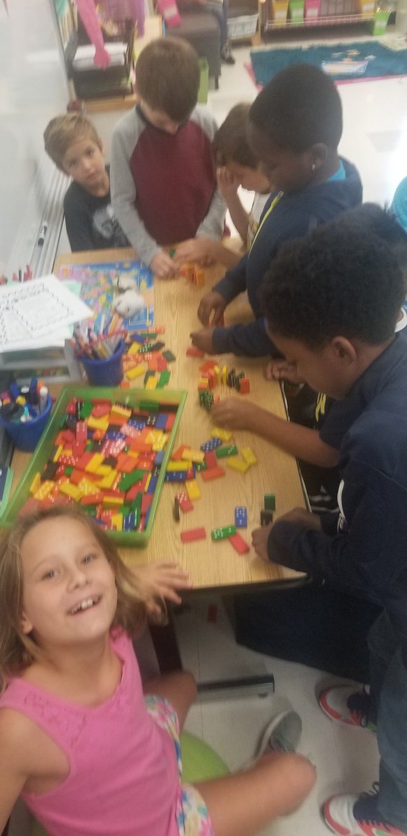 CFESMsLove's tweet photo. Indoor recess day! @cfescolts #coltspride #weloverecess #2ndgrade #puzzles #dominoes #dancing #readingtoo https://t.co/fDrk4GG8rb