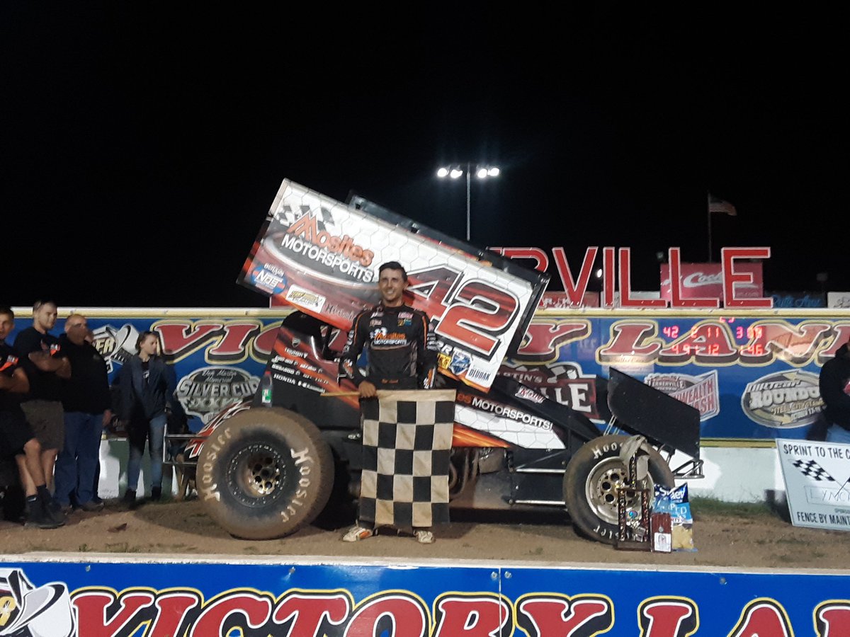 Lernerville's tweet photo. 2019 track champion @Sodeman23jr , @carlbowser , @CompleteChaos2 and @sye_lynch found themselves in Terry Bowser Victory Lane on multiple occasions this this year. Will we see a new feature winner on Saturday night? Come and find out! #CallingAllCars #StampedeTime https://t.co/kPvshAA2nC