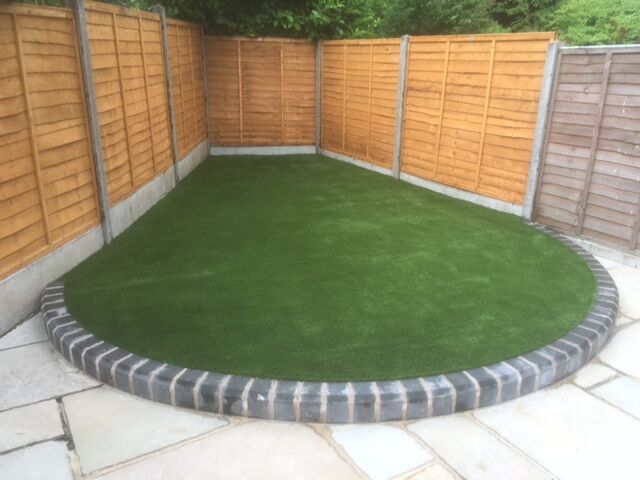 parkwayground's tweet photo. We have the knowledge and experience to ensure you have the absolute best alternative to #traditional #turf.

Read more..https://t.co/QxRIhdLmo6

#MidlandsHour #Droitwichhour #Centralhour #shropshirehour #staffordshirehour #WolverhamptonHour #BirminghamHour #Landscape2019 #Glee19 https://t.co/C2MVUstbfk