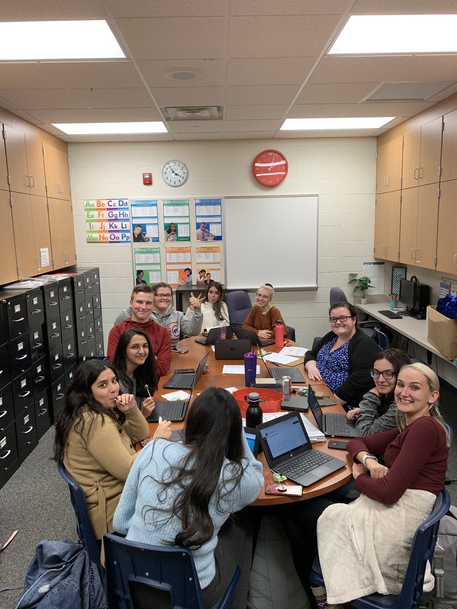 WHSCounsDept's tweet photo. #whyapplywednesday success! Students can come down any hour w teacher permission to get help w applying to 2 and 4 year universities and trade schools as well as send their transcripts. Don’t forget Oct is free application month!! Come to counseling anytime you need help! https://t.co/DrGTDJJjJ5