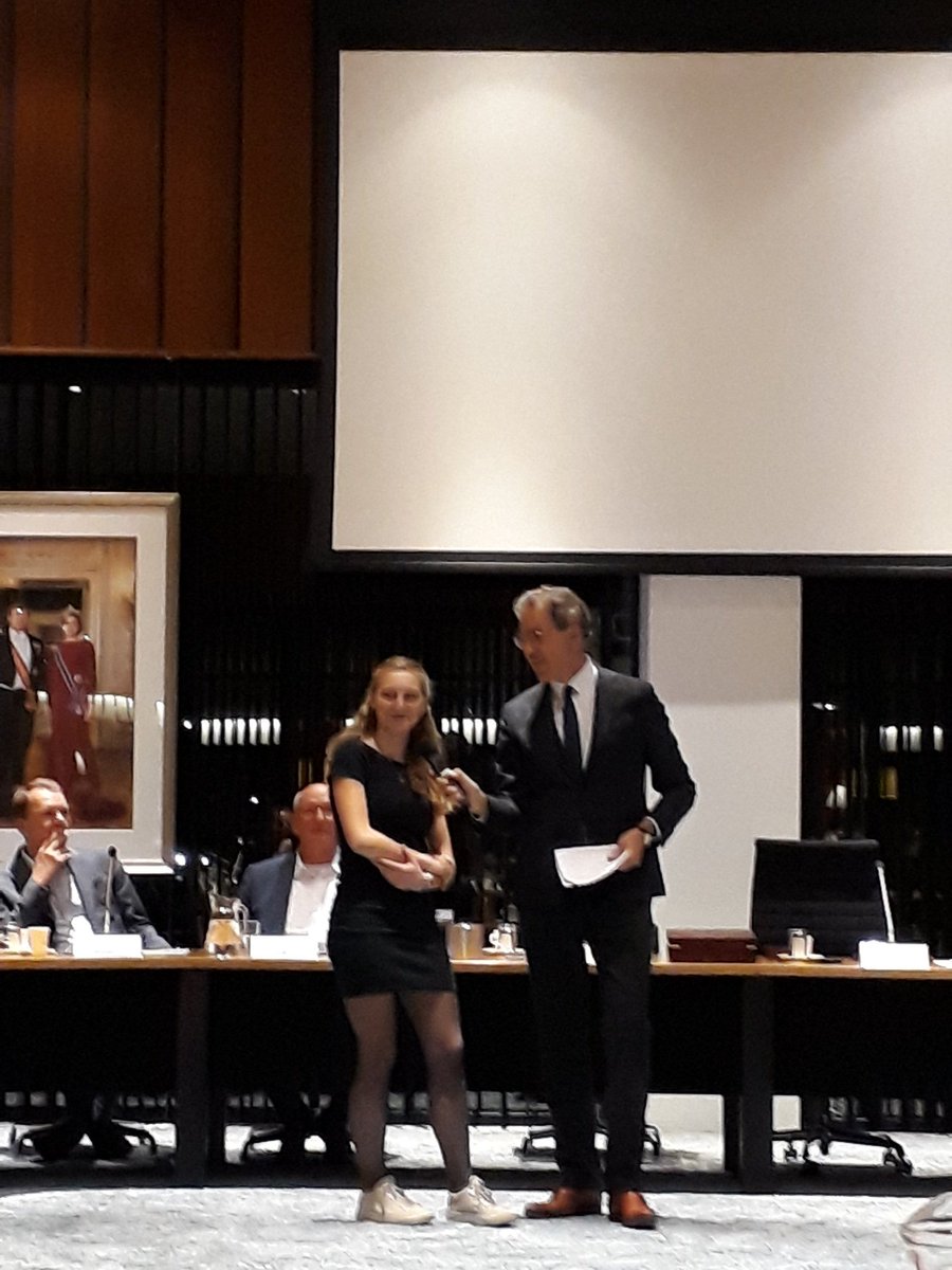 Installatie jeugdwaterschapsbestuurder Jente Hilhorst <a href="/Vechtstromen/">Vechtstromen</a>. Leidt meteen tot oproep uit AB om ook te bij vlg waterschapsverkiezingen te zoeken naar verjonging.