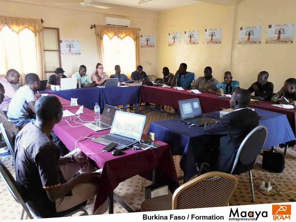 MaayaEntrepren1's tweet photo. Au Burkina Faso, les participants de divers pays prennent actuellement part à la formation internationale en entrepreneuriat Culturel ( France, Congo, Niger, Sénégal, Togo, Côte d’Ivoire, Mali et Burkina Faso).
#MaayaEntrepreneuriat
#Burkina_Faso https://t.co/P7nL2koGmJ