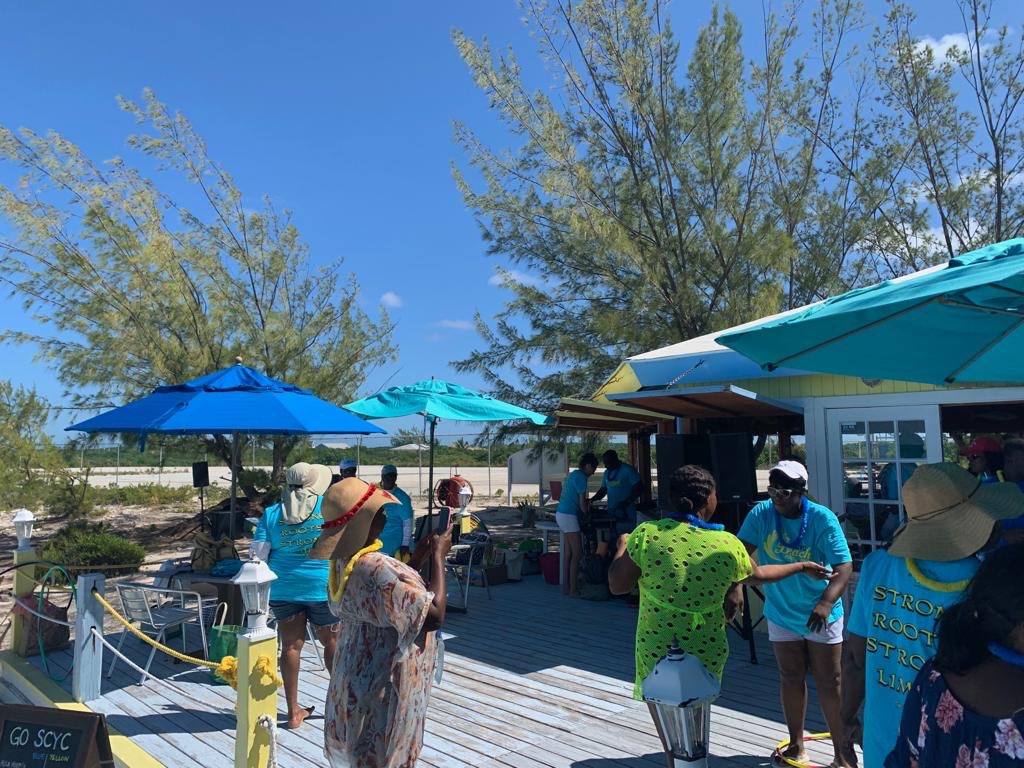 StanielCay's tweet photo. Another Staff Beach Party in the books!

💙Celebrating the Best Team in the world! ⁣

Competitive spirit was fierce between Team Blue &amp; Team Yellow during events like three legged race, egg drop relay, hula hooping, volleyball, dominoes &amp; tug-o-war!! ⁣

We love our SCYC Team! https://t.co/F6KYrB29Fh