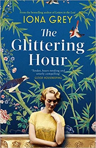 mrscookesbooks's tweet image. Check out my late night stop on the #blogtour for #TheGlitteringHour by @Iona_Grey 💫💫💫💫💫 @simonshusterUK @annecater #RandomThings💥💥💥💥💥 mrscookesbooks.home.blog/2019/10/16/the…