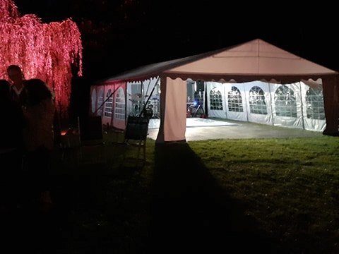 RoyalValentines's tweet photo. A big Retirement Function Part set in a beautiful location. Sun was out then had a great Summer Party feel! for Richard Barradele-Smith :) #CoverBand #FunctionGig #GoodVibes https://t.co/5pvvv4lmSr