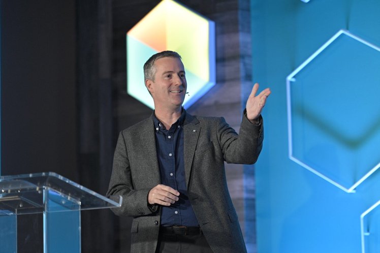 bizagi's tweet image. As you can see from the smile on @Steve_Tassell’s face, we’re delighted to announce the launch of Bizagi Artificial Intelligence that will make end-to-end automation even more intelligent.  
#BizagiCatalyst  #AI #IntelligentProcessAutomation