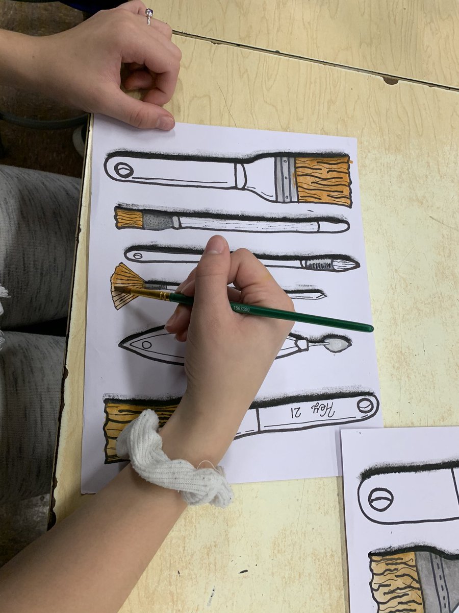 nic_sisco's tweet photo. #painting #paintbrushes #mixedmedia #art #8thgrade #middleschool #artist https://t.co/LBv2mtCCcN