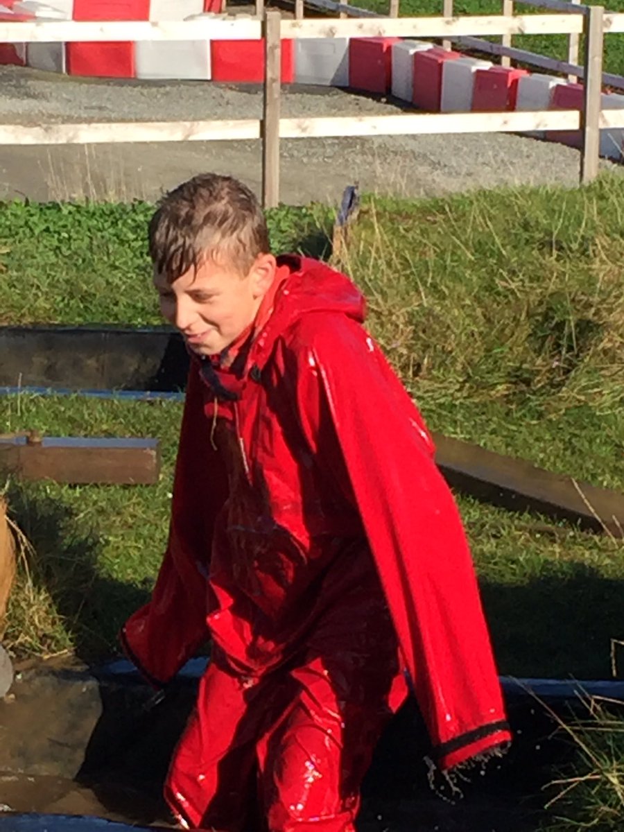 stmarysnewport's tweet photo. Mud glorious mud! https://t.co/8q6S6D1Eia