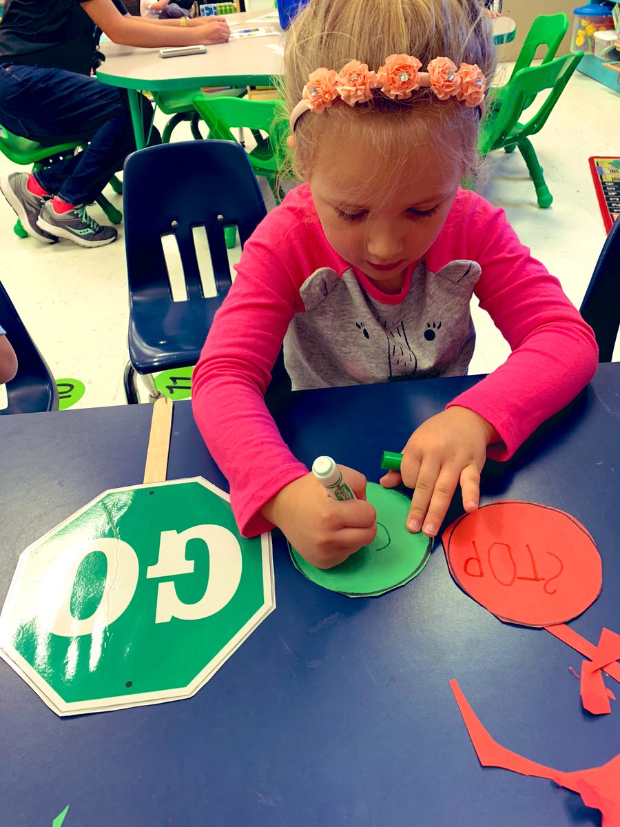 DanzDucks's tweet photo. Students were so excited to begin our sign study yesterday. I love study/project style teaching and learning. I canβt wait to watch this study unfold. #perfectlyimperfectpreschool #laceypop #signstudy #laceylittlelions https://t.co/h52Q2EyUrm