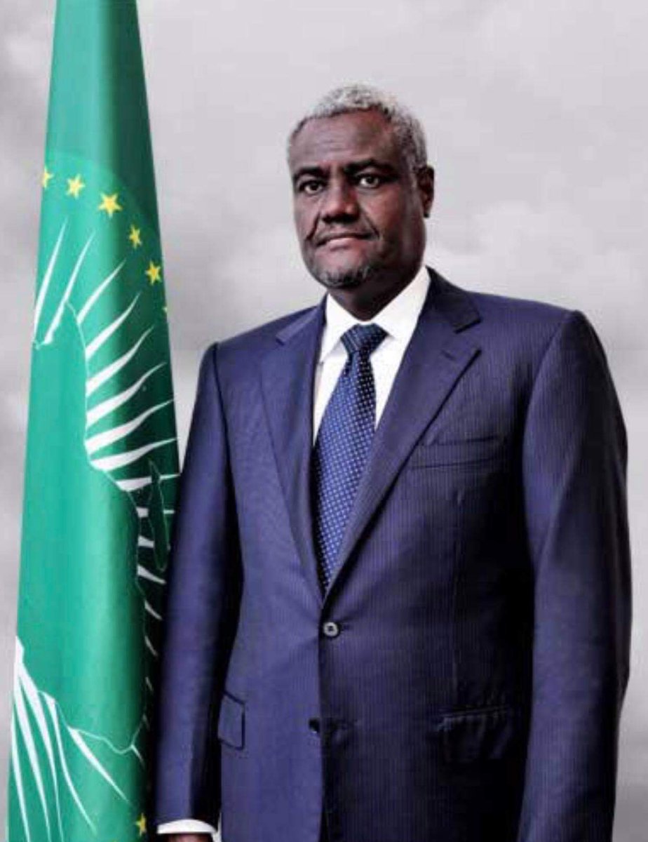 YuvenYerima's tweet photo. This is MOUSSA FAKI MAHAMAT, the African puppet planted by France in the African Union to spy and help France destabilize African countries. @AsstSecStateAF
He was enlisted by France to terminate our esteemed Arikana Chihombori-Quoa as the African Union ambassador to the USA. https://t.co/qdPrN3wQvU