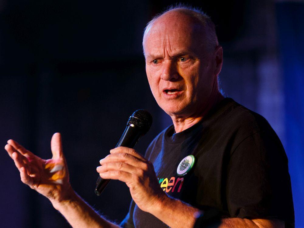 Edmonton-Strathcona Green Party candidate quits, endorses NDP 

#yeg #ableg 
edmontonjournal.com/news/politics/…