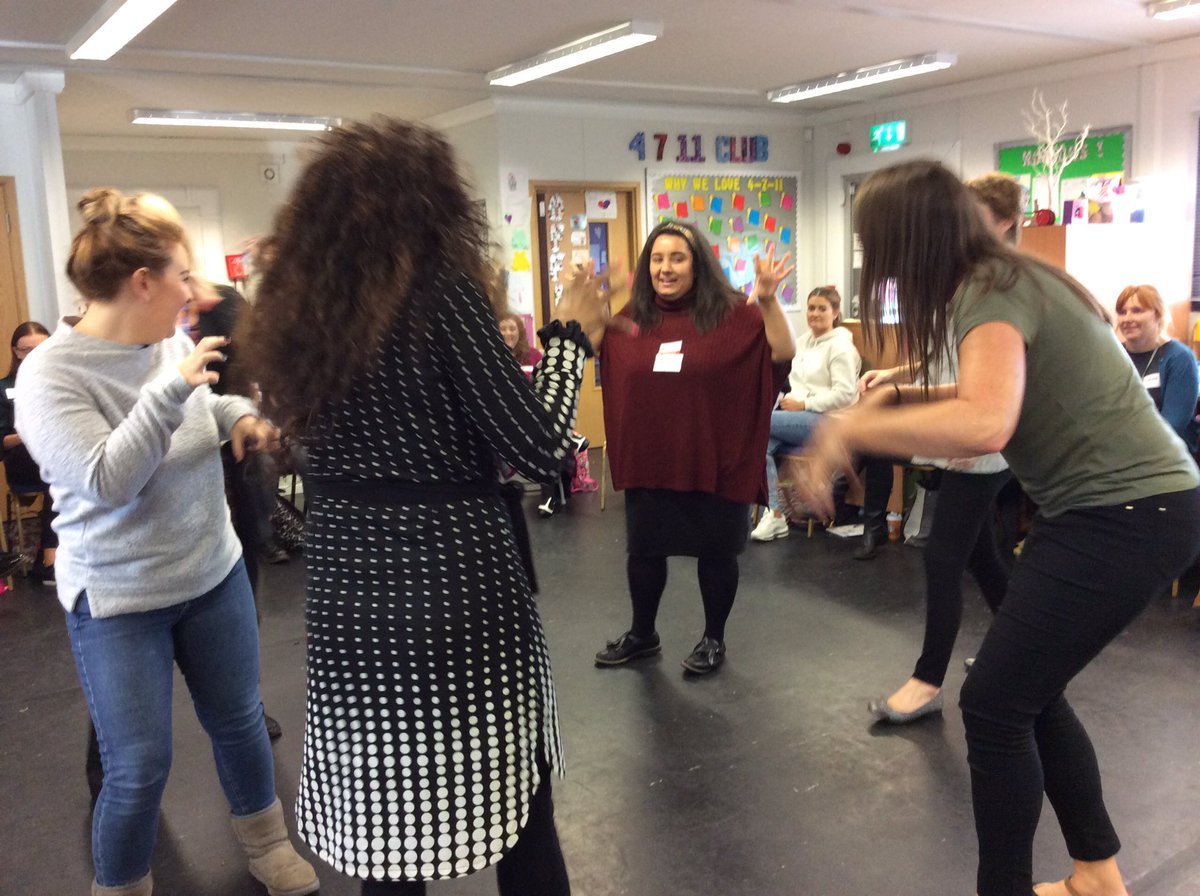 An absolutely amazing day of #HelicopterStories training in our school today with teachers and EY practitioners from all over the North West. Our reception children were brilliant! <a href="/TrishaLeeWrites/">Trisha Lee</a> @MakeBelieveArts <a href="/29Orry/">Gill Evans</a> <a href="/KCLynchey/">Casey Lynchey</a> #EYFS #storytelling