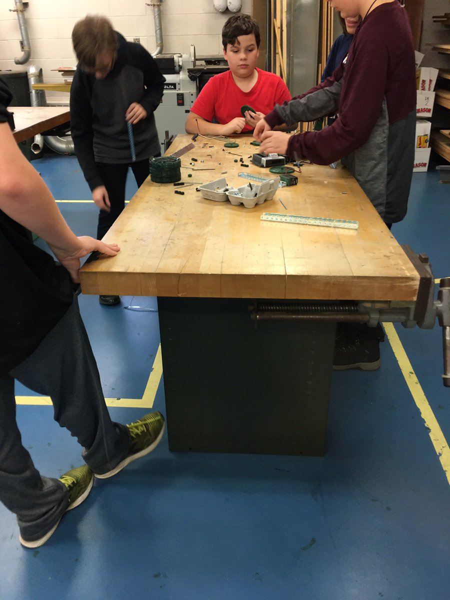 SMS_TechClass's tweet image. Robotics Club is in full swing - groups are disassembling vehicles from last year; coding in Scratch and working with Microbits