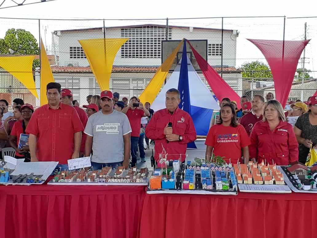 TRANSBOLIVARGEB's tweet photo. #ParadaInformativa En nombre del Presidente de TransBolivar Gral. Ricardo Perez Lugo  y su personal  Felicitamos a nuestro Gobernador Justo Noguera Prieti @JustoNogueraP por sus 2 años de Gobierno; una Gestión basada en  Justicia Social y Trabajo Audaz. https://t.co/WECEnut9bN