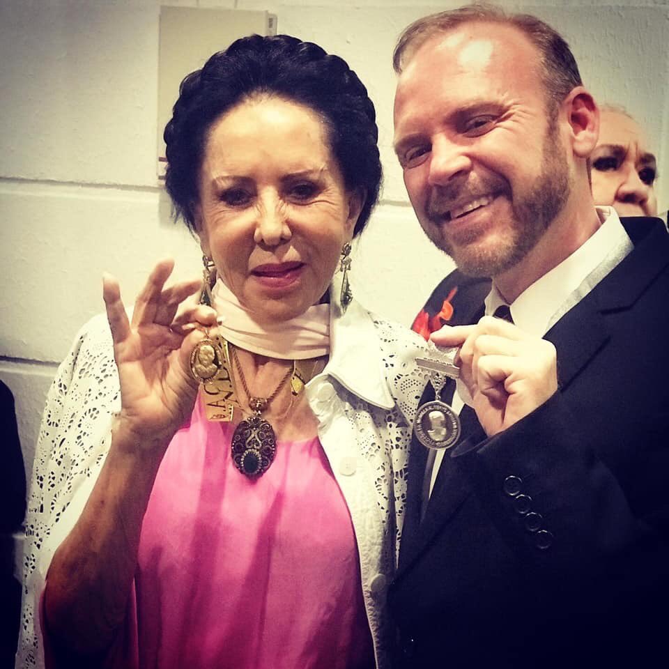 yhodda's tweet photo. Gracias por estos 25 años de sueños @andactores @mariarebecazep https://t.co/lDSBJTKGvX
