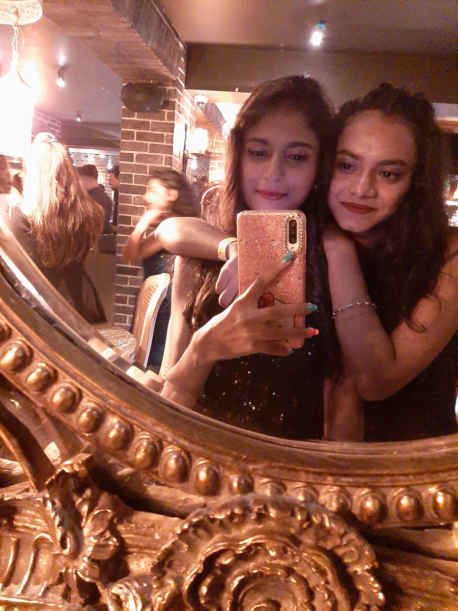 Isha67215994's tweet image. What would i do without a friend like you?💘
#BestFriends #blessed #freshersparty2k19