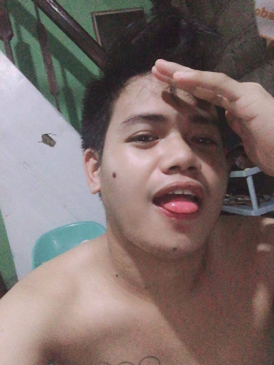 PrinceSky18's tweet photo. Whats up? https://t.co/VhQpFJtVoq