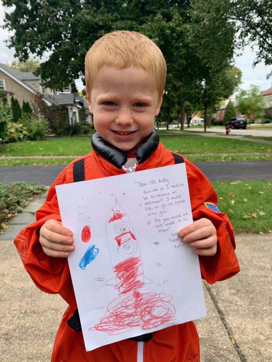 bobbollweg's tweet photo. @StationCDRKelly my son has a few questions for you today!  Thanks for inspiring him. https://t.co/tJDNdwVdyF